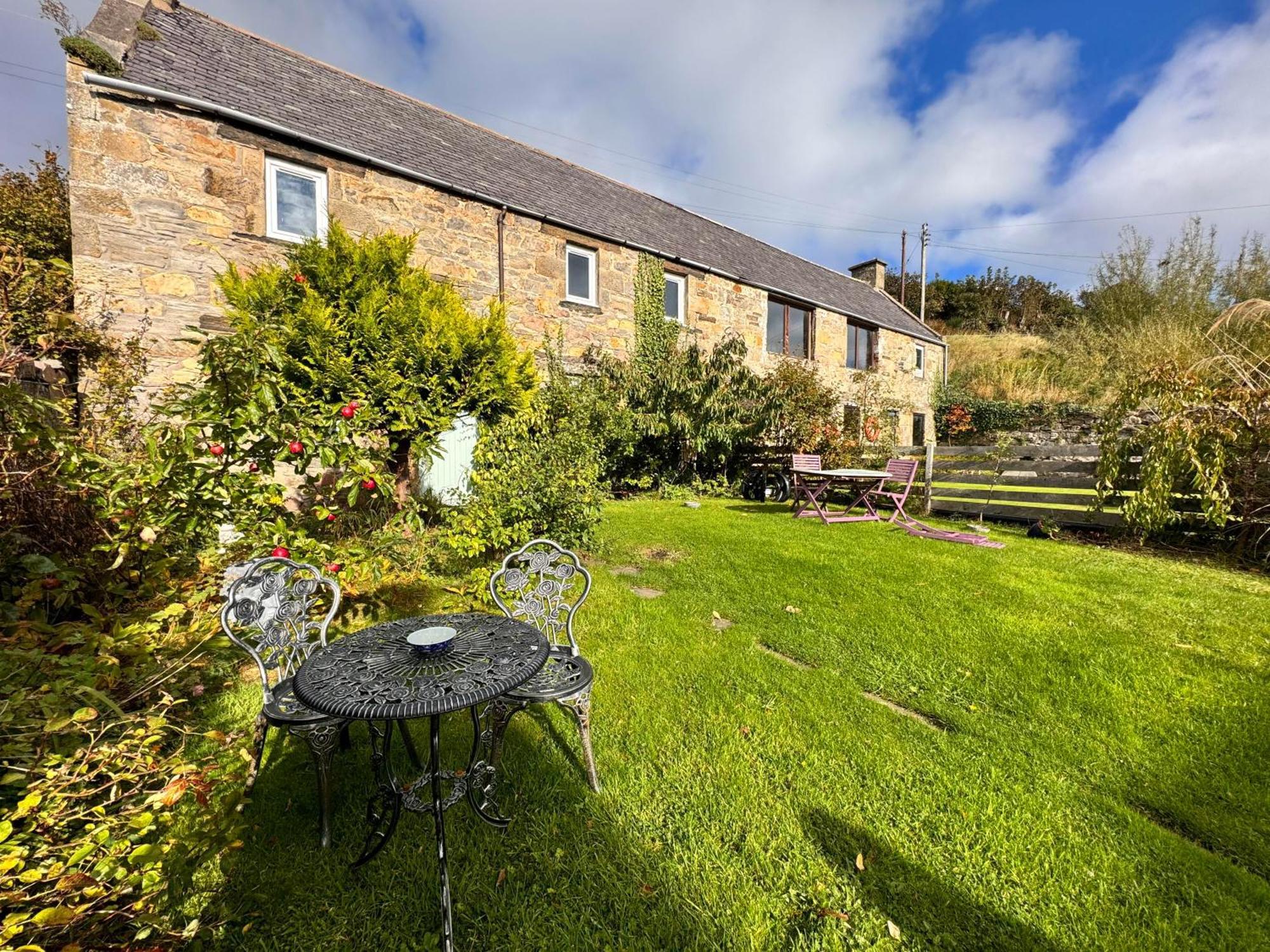 Song Of The Sea, Selkie House Bed & Breakfast Helmsdale Exterior photo